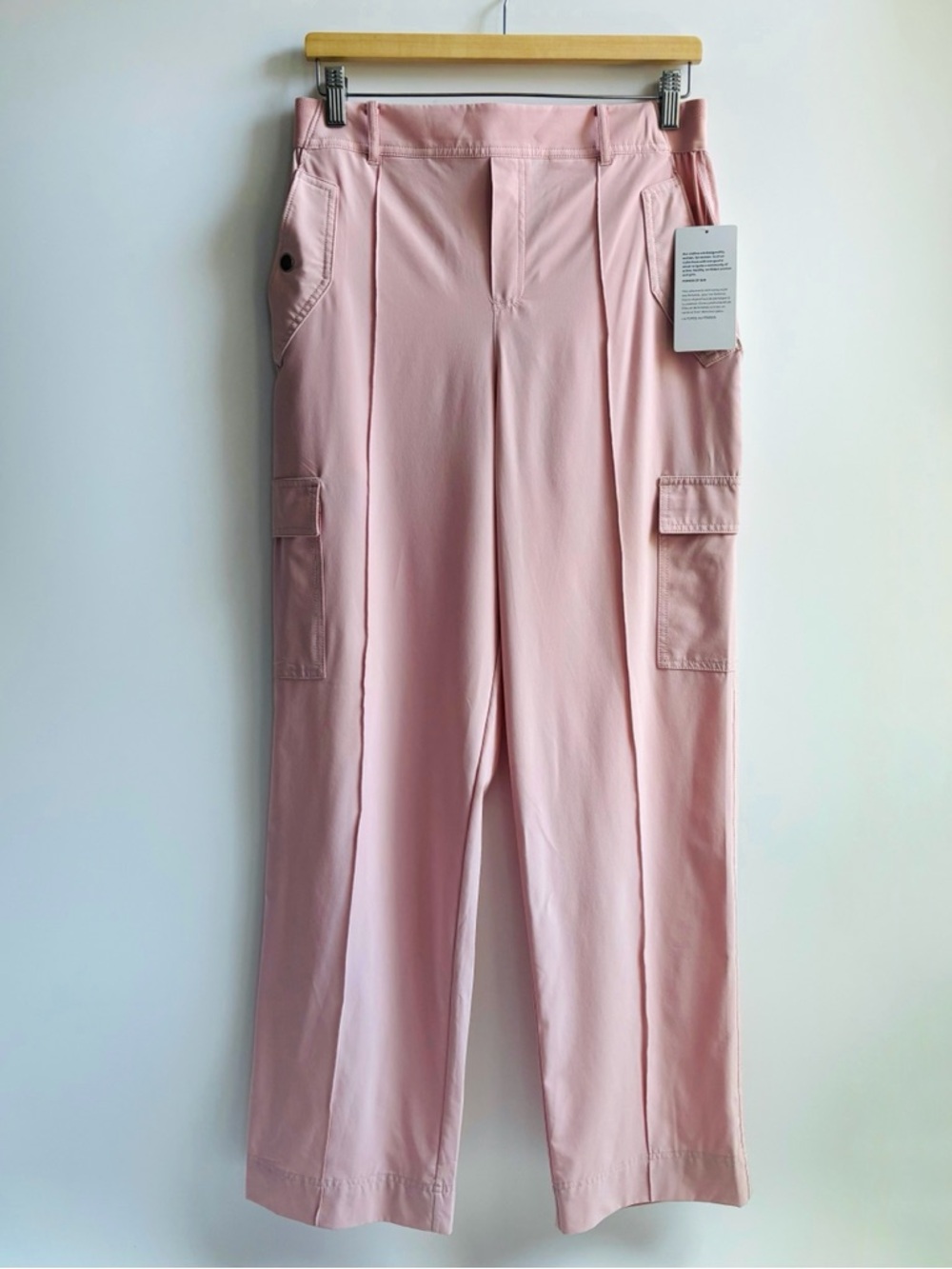 Athleta Vienna Cargo Pants in Orchid Pink Size 10